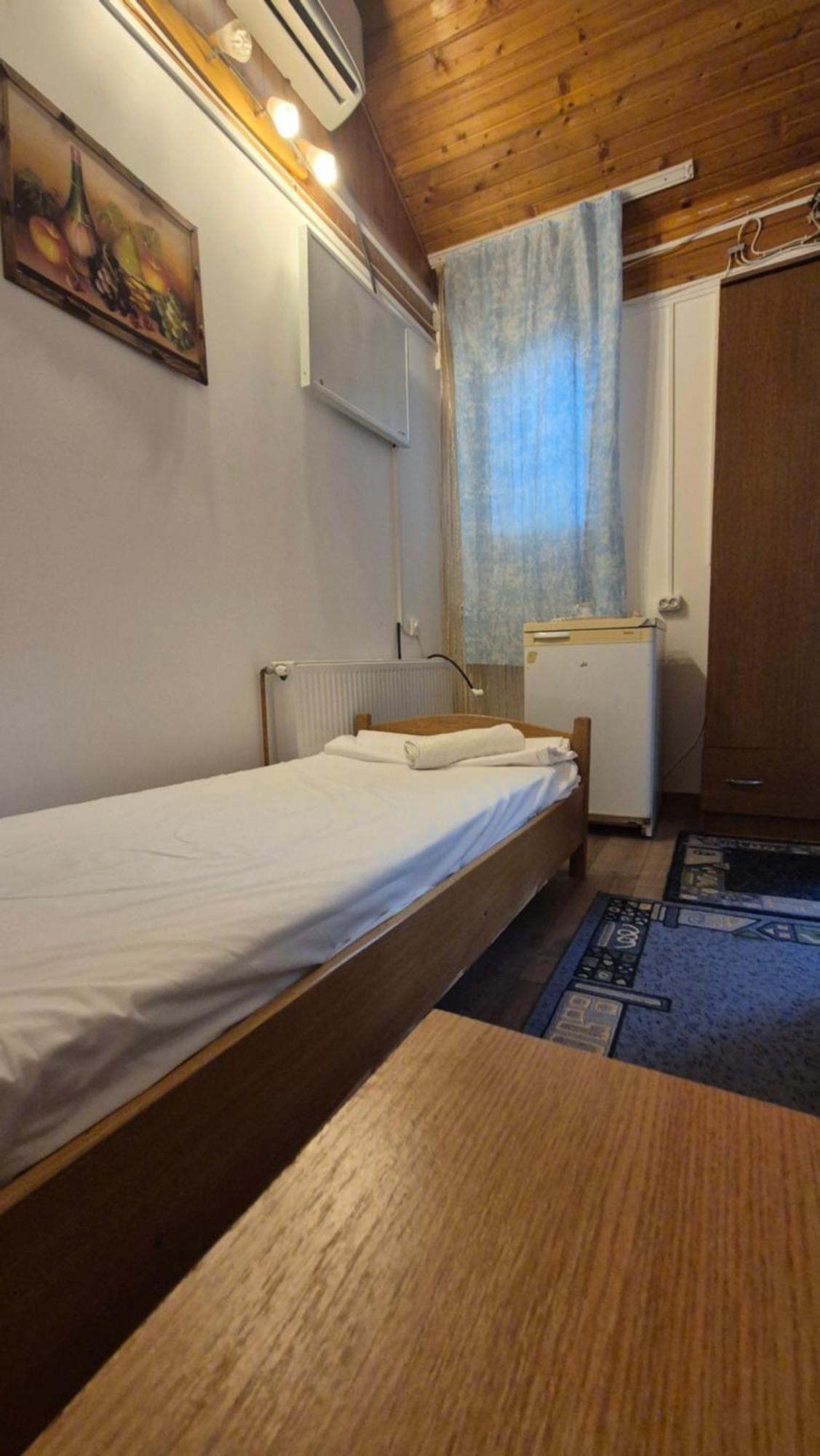 Vila Crinilor Călimăneşti Bagian luar foto