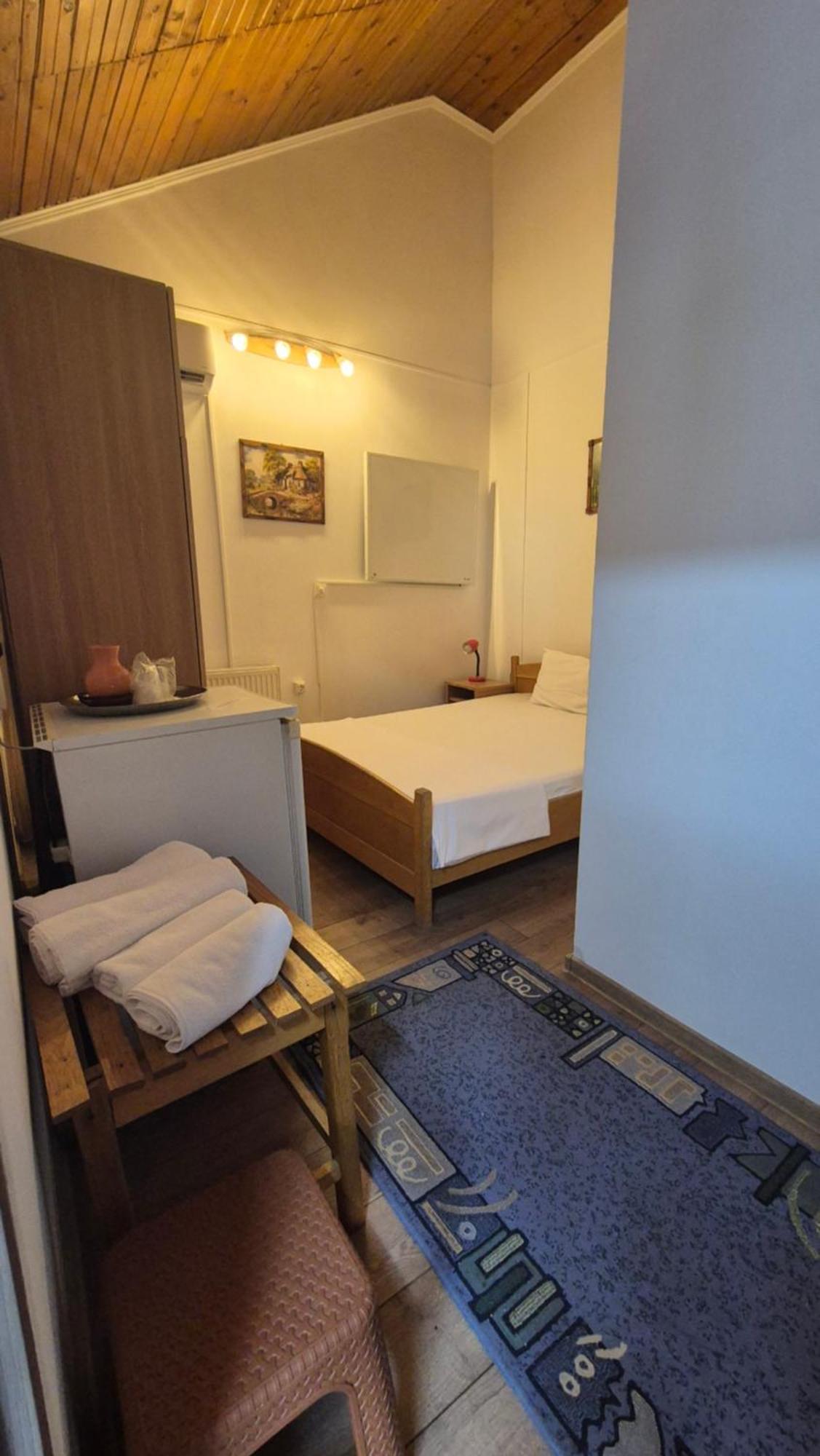 Vila Crinilor Călimăneşti Bagian luar foto